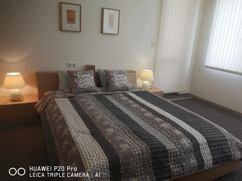 Apartment Seagarden 19 Varna Esterno foto